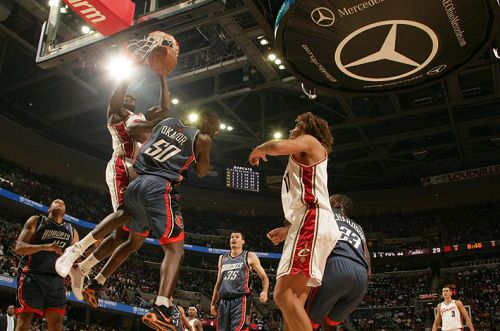  04-05赛季NBA最佳阵容揭晓：群雄争霸，纳什领衔一阵